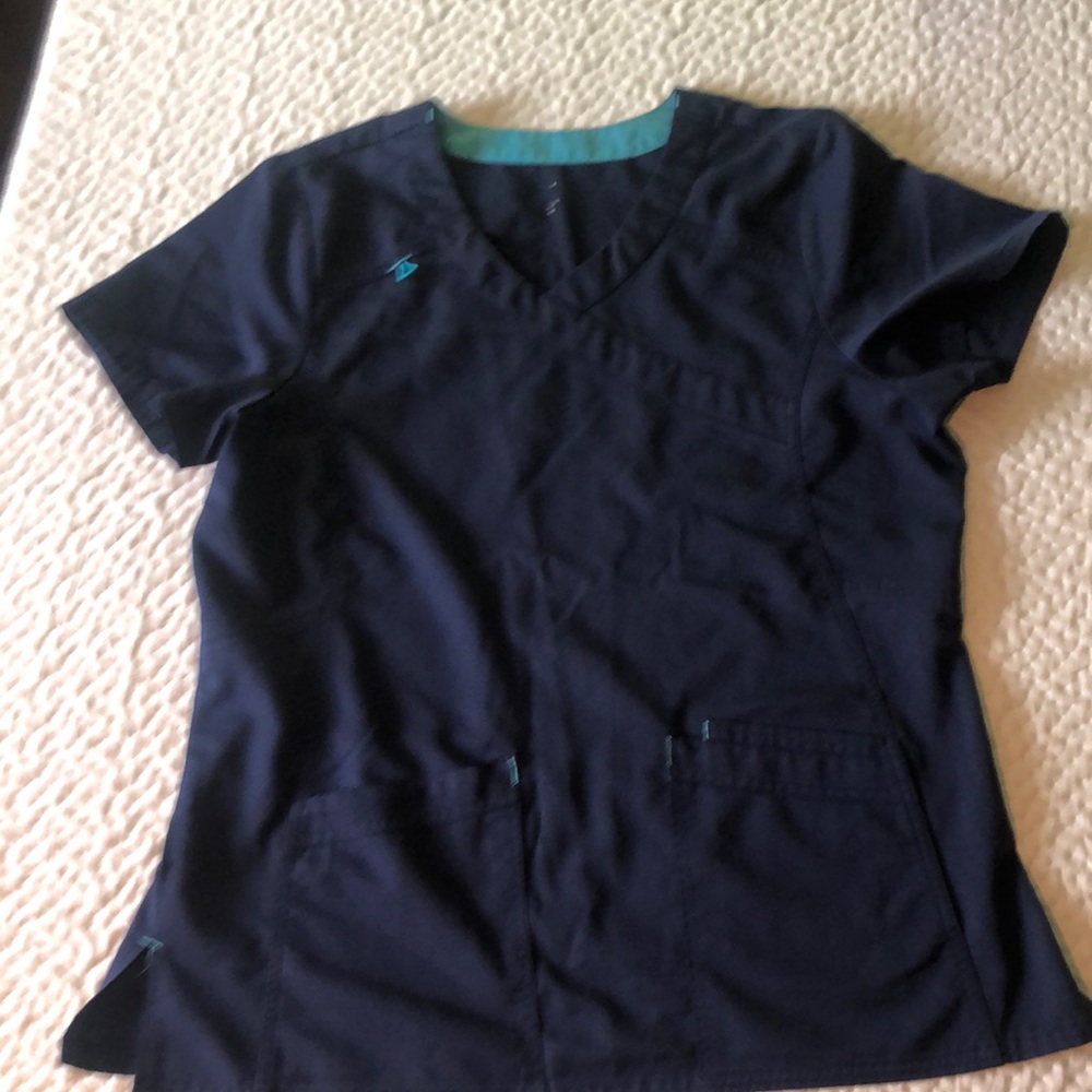 Scrub top